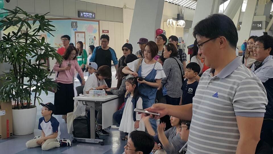 김포공항 삐에로 풍선아트 및 네일아트 행사이벤트