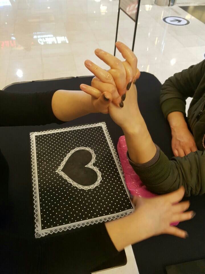 네일아트&핸드마사지 이벤트