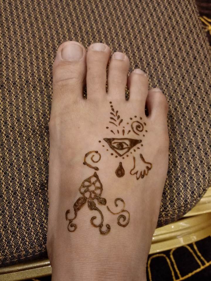 헤나타투 o_1bn5bir4a1342rqd1d4k4n1190nf4.jpg