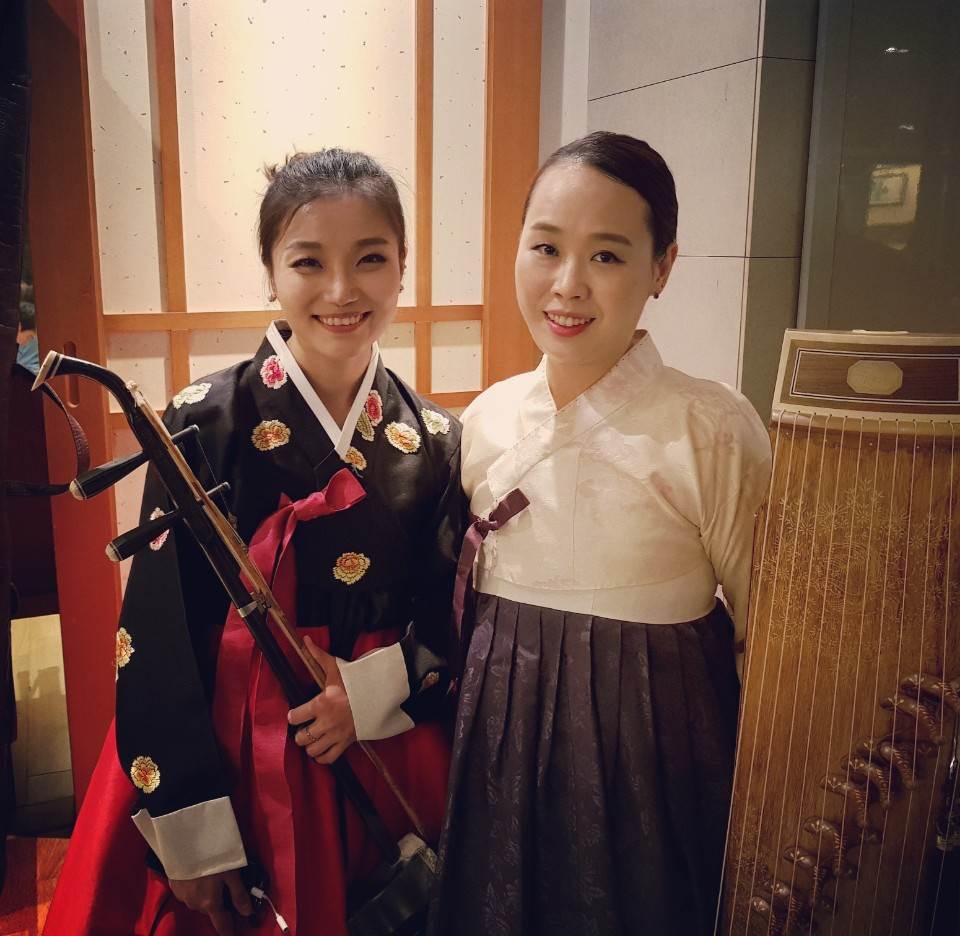 가야금, 얼후 공연.jpg