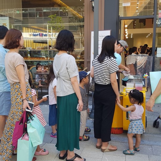 이벤트 솜사탕 사진자료mosaUICpLX.jpg